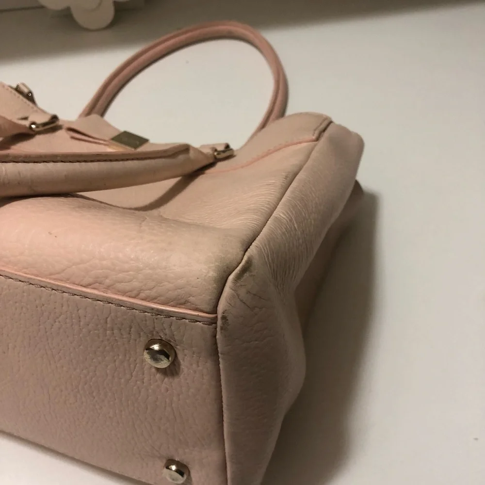 Kate spade peach color cute bag